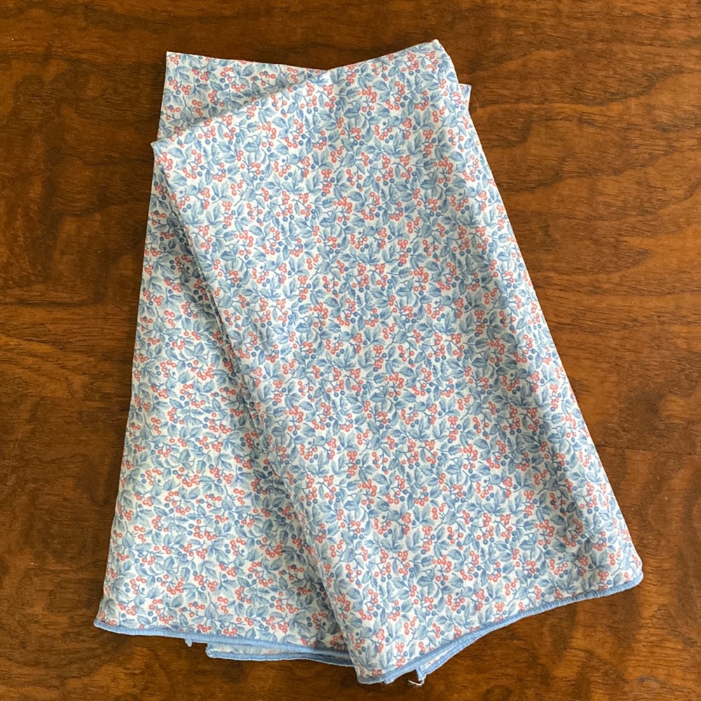 Vintage cloth napkins calico berry pattern with Wedgwood blue edges set of 3